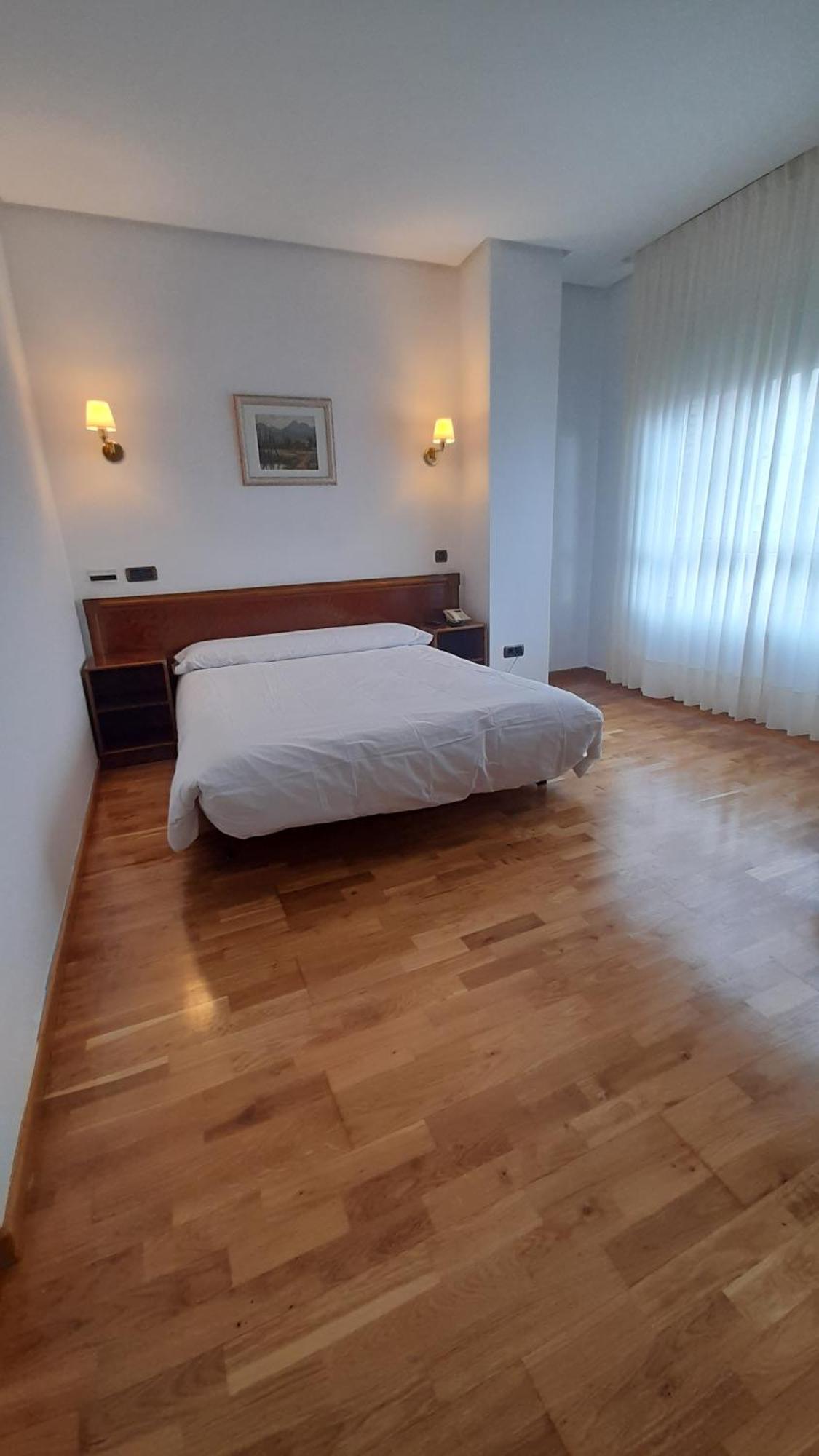 Hotel Las Moreras Леон Екстериор снимка
